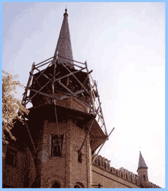 Вежа замку Попова.
